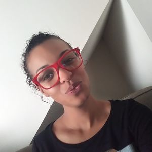 Meet your Posher, Tera